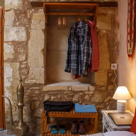 Holiday home The Stone House In Aspro *