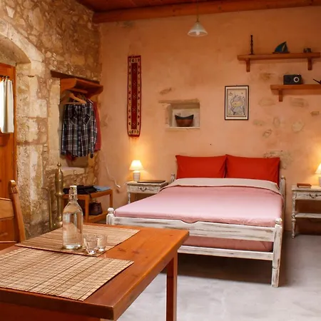 Holiday home The Stone House In Aspro *