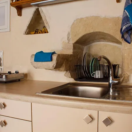 Holiday home The Stone House In Aspro
