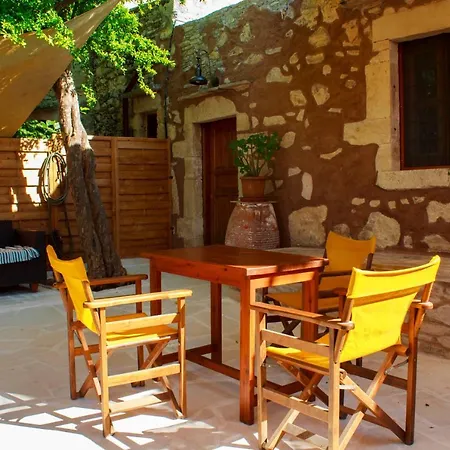 Holiday home The Stone House In Aspro
